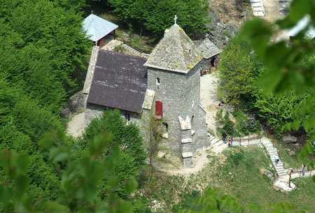 Mănăstirea Colț, din Râu de Mori